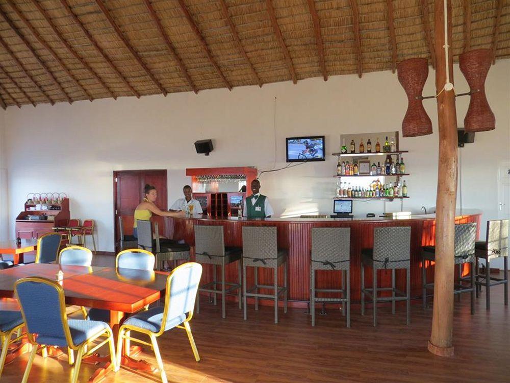 Skinny Hippos Lodge Mangochi Экстерьер фото